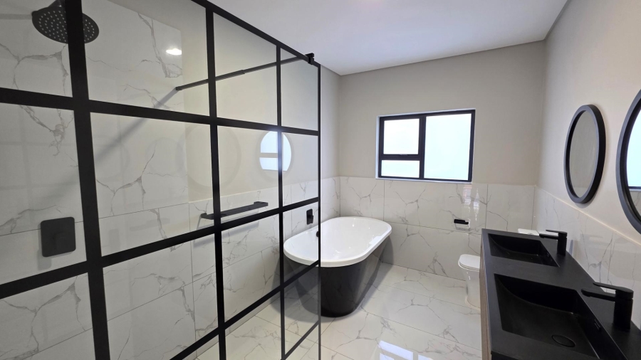 4 Bedroom Property for Sale in Melodie North West